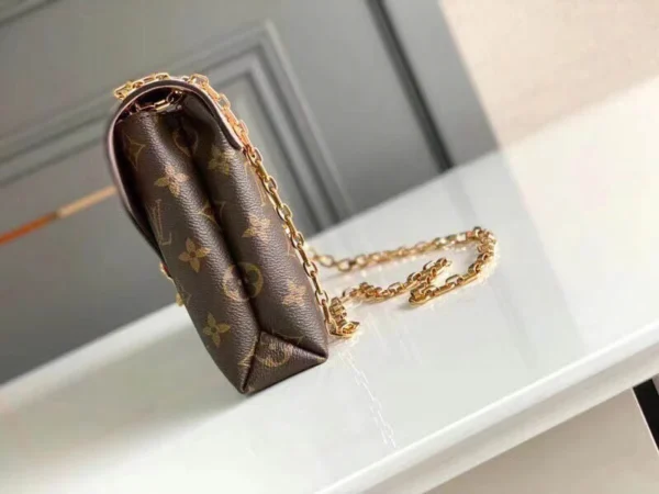 LV Size 26-17-6cm - Image 8