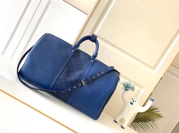 LV Size:50x29x22cm - Image 7