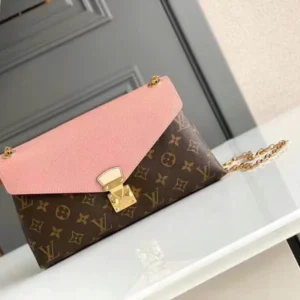 LV Size 26-17-6cm