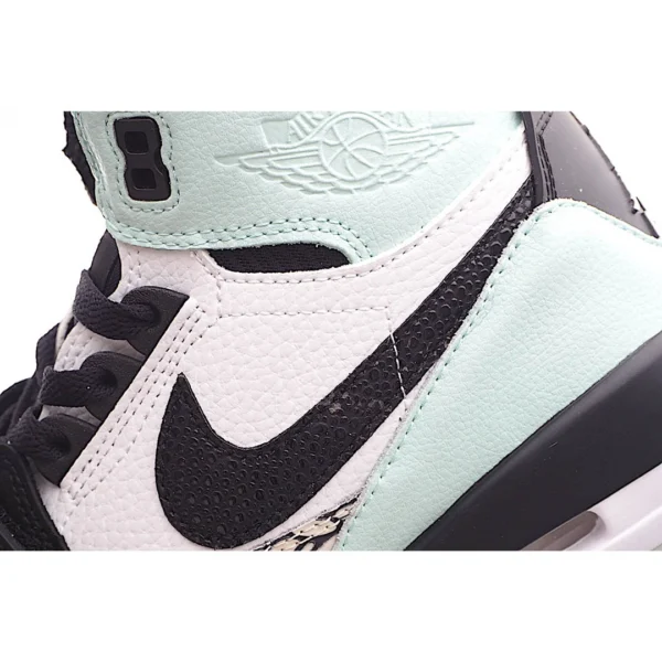 Air Jordan Legacy 312 'Igloo' - Image 6