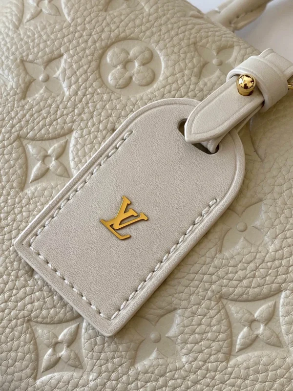 LV Model: M56319 M45392 Size: 20*14*8cm - Image 6