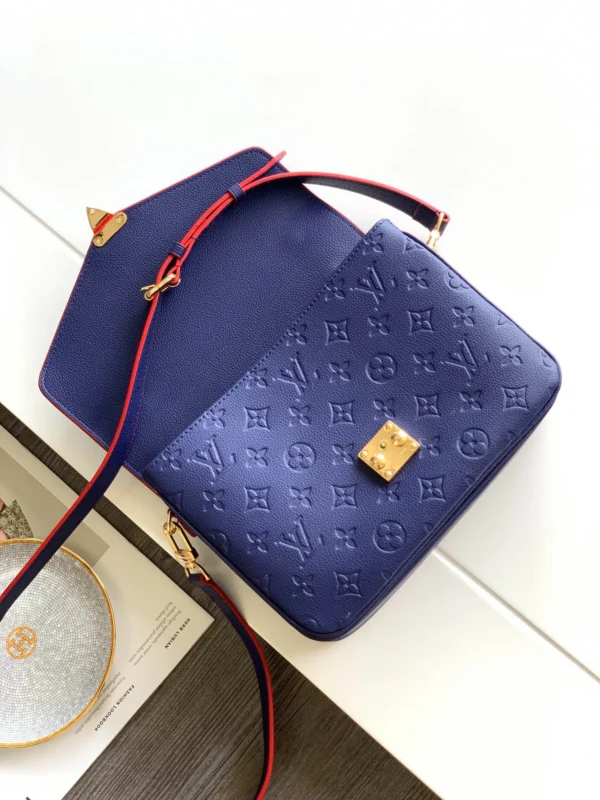 LV Size: 25 x 19 x 7 cm - Image 8