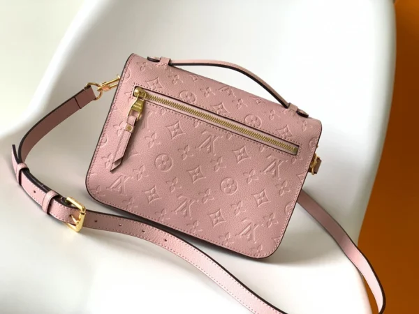 LV Size: 25 x 19 x 7 cm - Image 8