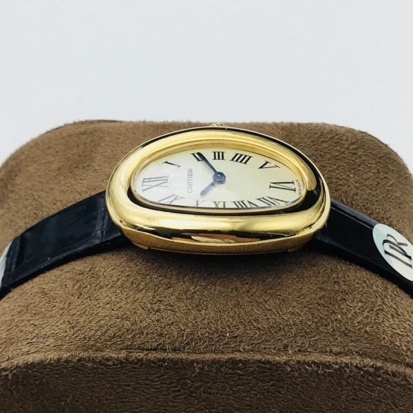 Cartier Baignoire series watch Size: 32x26*8 mm - Image 4
