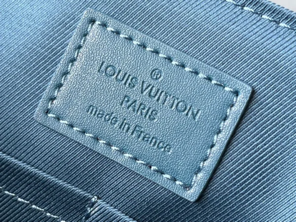 LV Size: 28 x 24 x 10 cm - Image 6