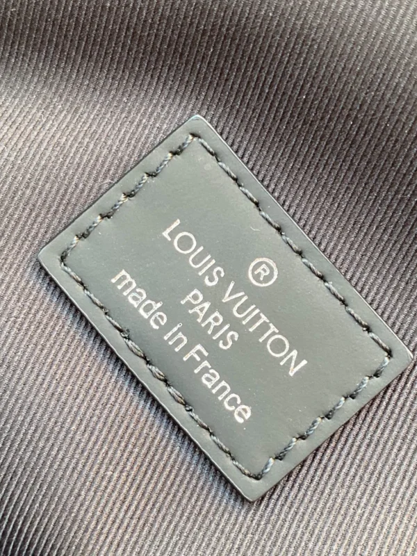 LV 20 x 31 x 10 cm - Image 7