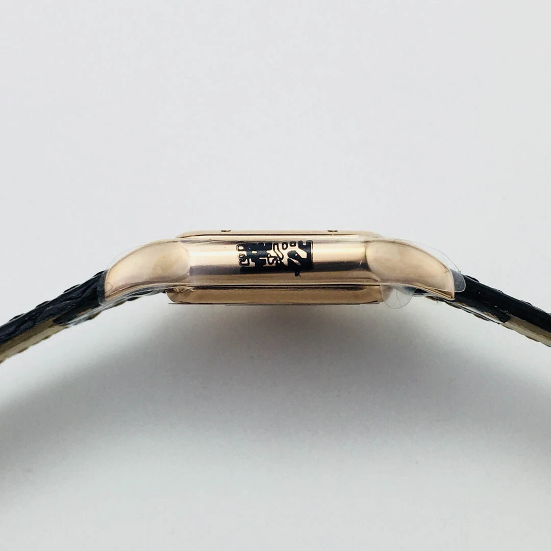 Cartier Cheetah series watch Diameter: 27*37 mm - Image 4