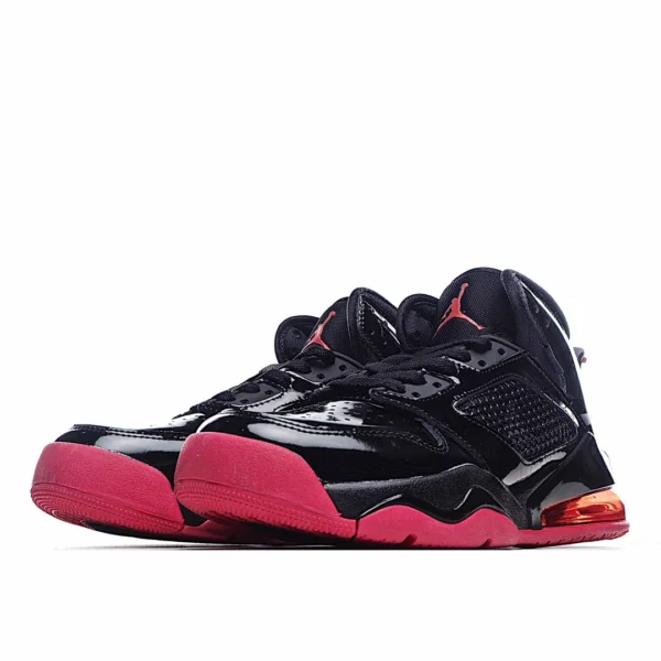 Air Jordan Mars 270 'Bred' - Image 2