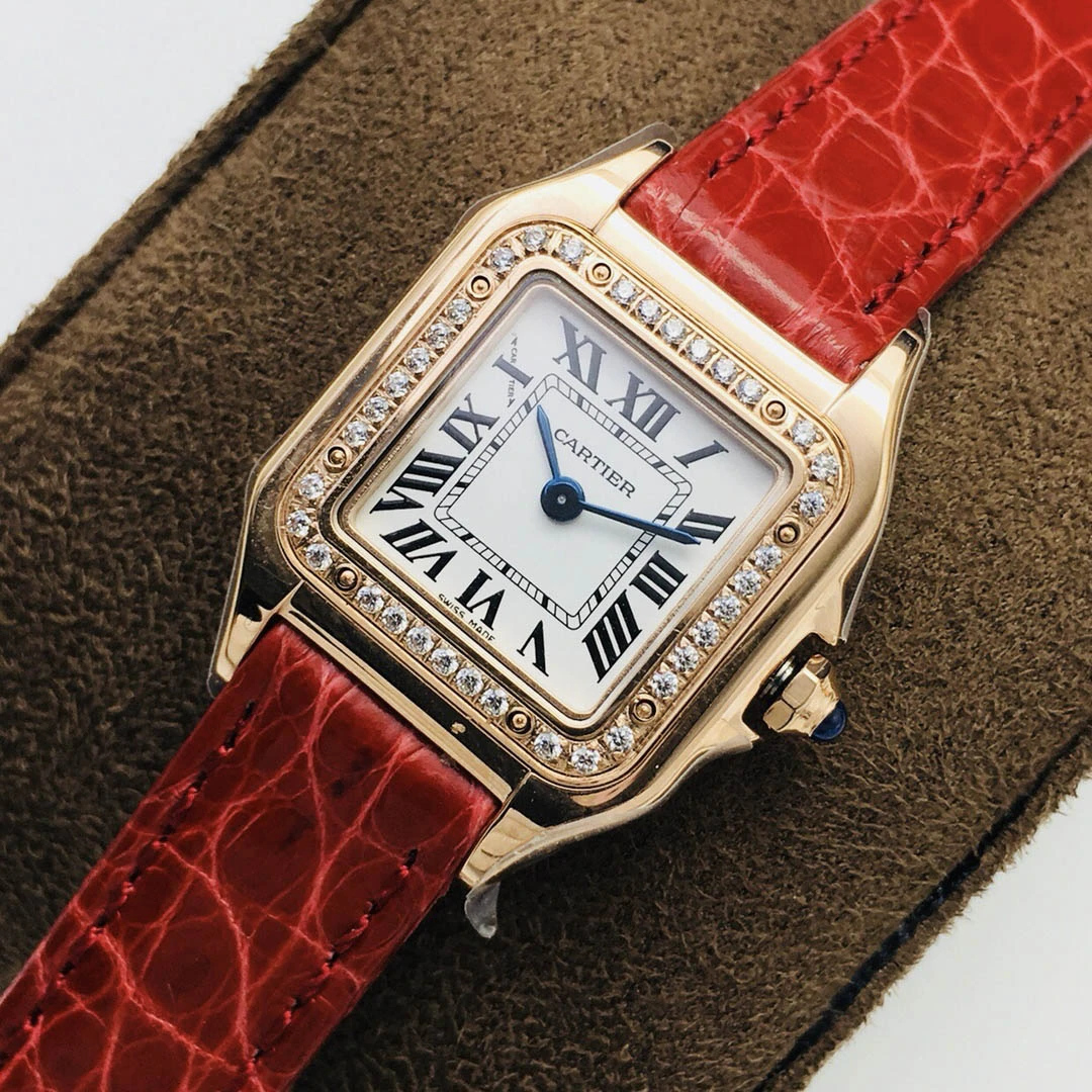 Cartier Cheetah series watch Diameter: 27*37 mm - Image 4