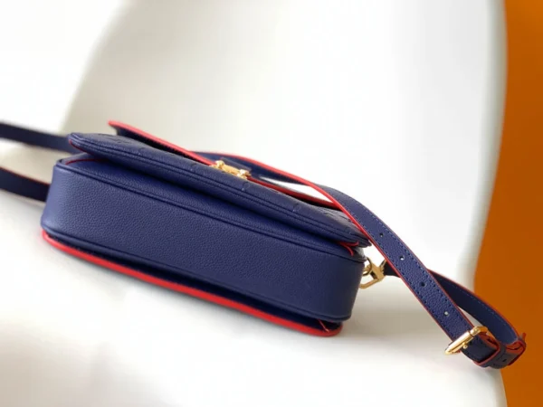 LV Size: 25 x 19 x 7 cm - Image 2