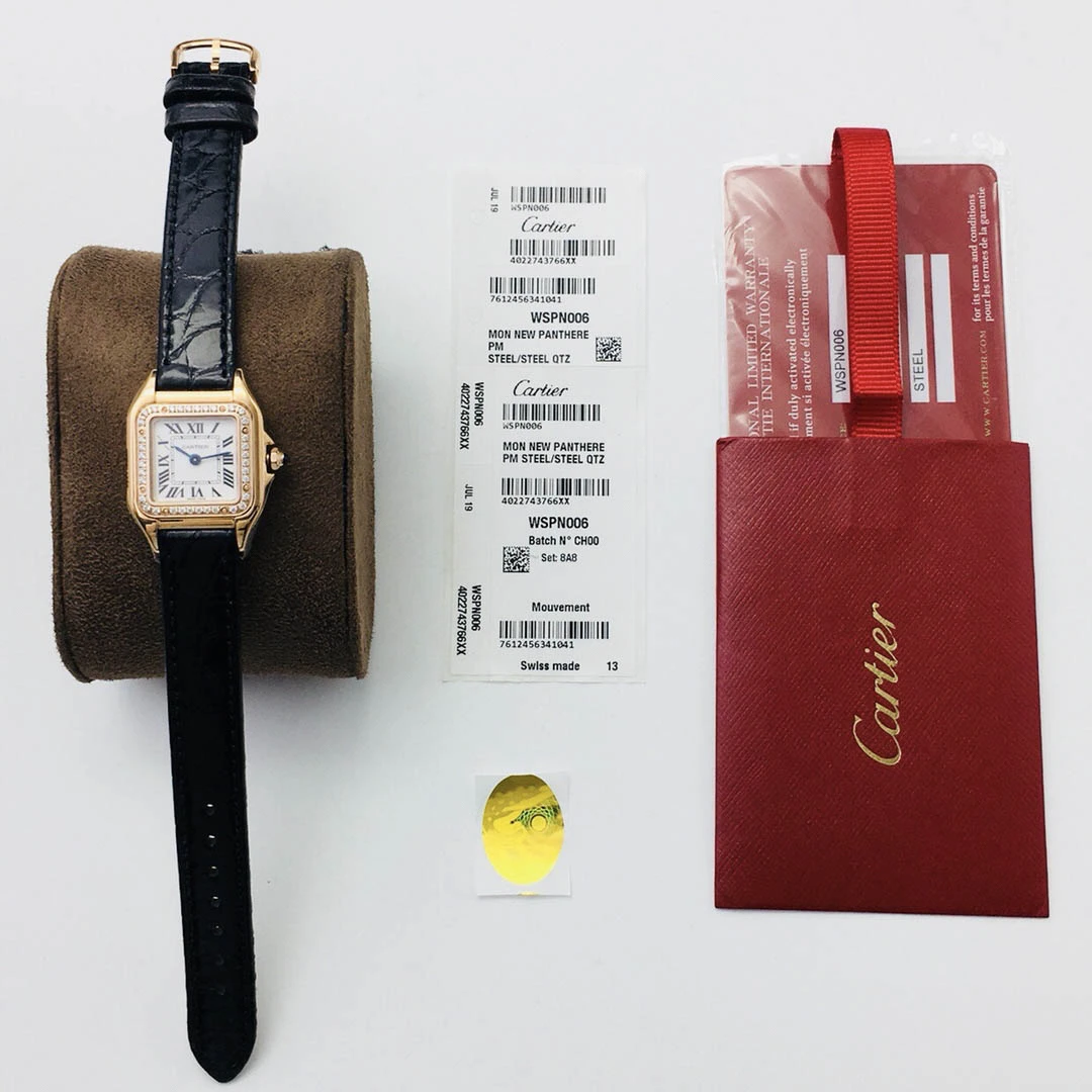 Cartier Cheetah series watch Diameter: 27*37 mm