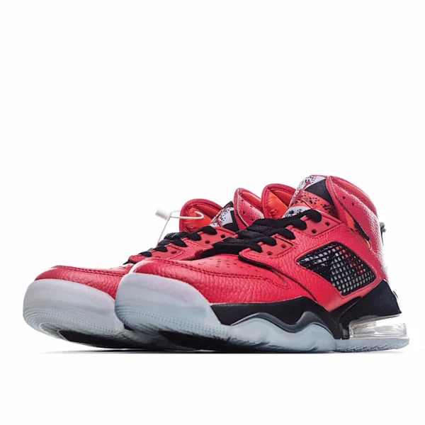 Paris Saint-Germain x Jordan Mars 270 'Infrared' - Image 5