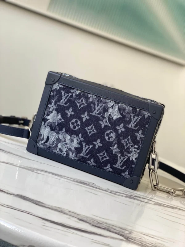 LV Size: 25 x 18 x 10 cm - Image 5