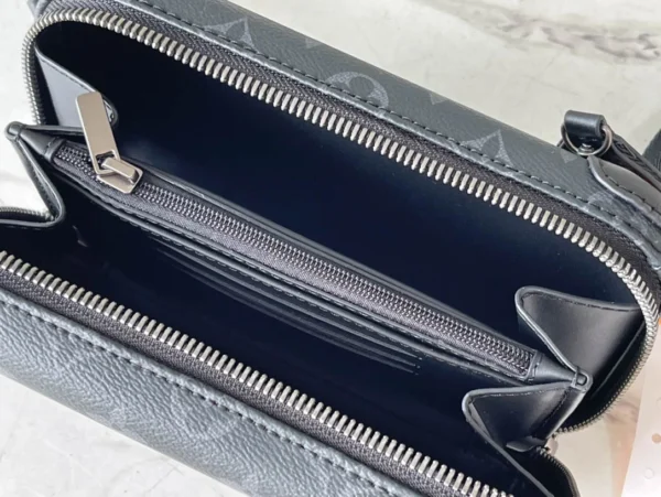 LV Size: 21 x 12 x 6.5 cm - Image 3