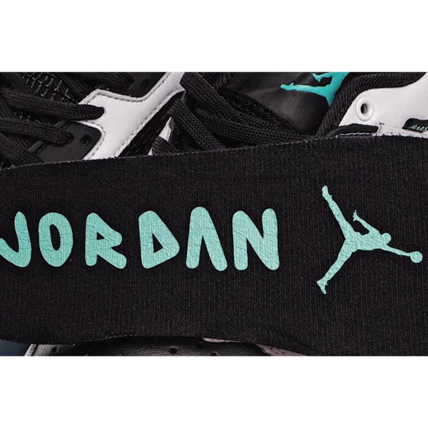 Air Jordan Mars 270 Low 'White Laser Orange' - Image 3