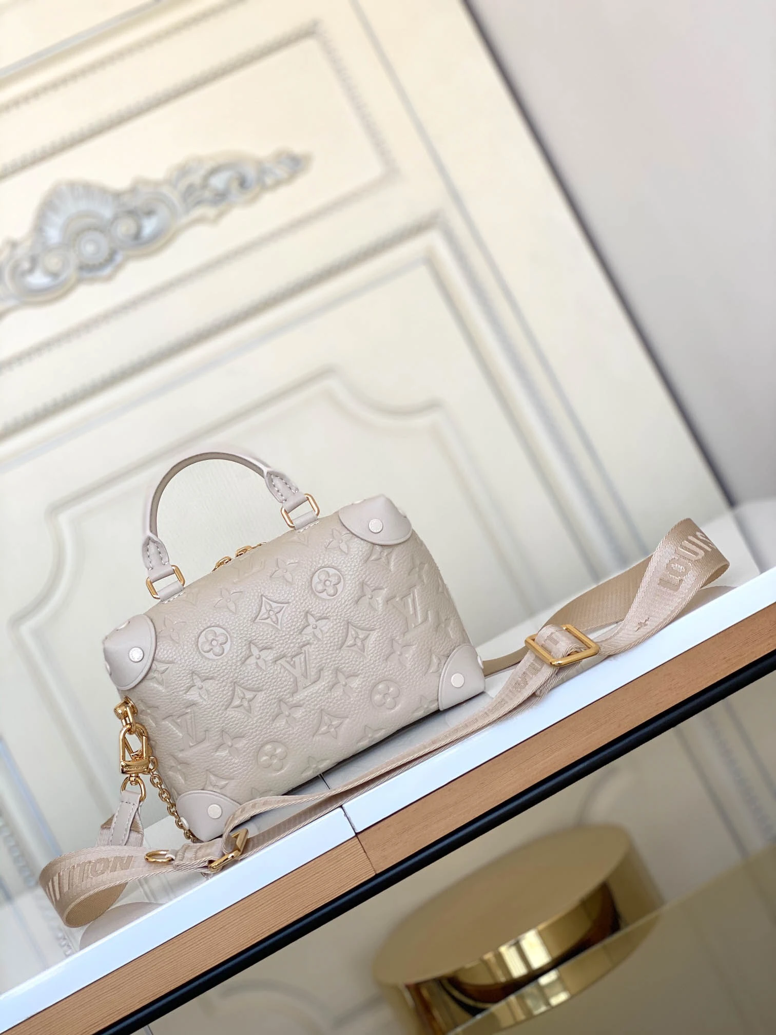 LV Model: M56319 M45392 Size: 20*14*8cm - Image 3