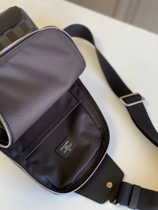 LV 20 x 31 x 10 cm - Image 3