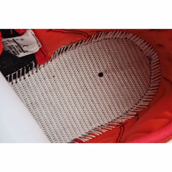 Paris Saint-Germain x Jordan Mars 270 'Infrared' - Image 3