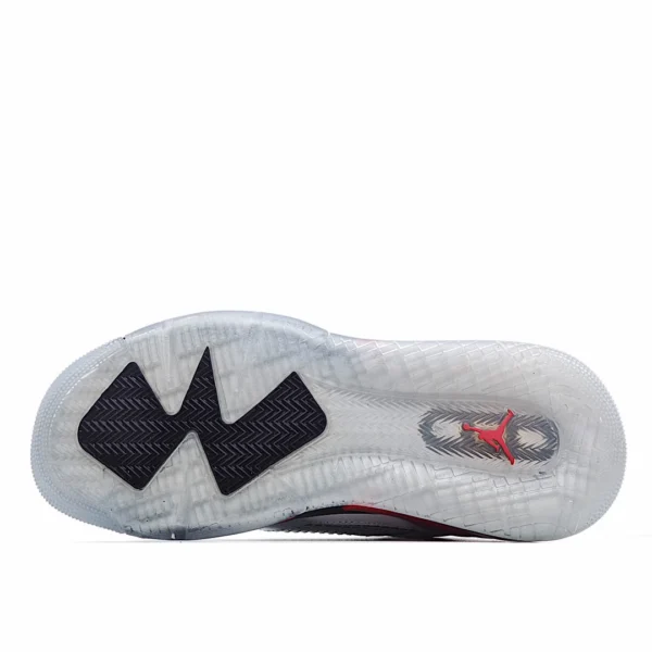 Air Jordan Mars 270 'Fire Red' - Image 2