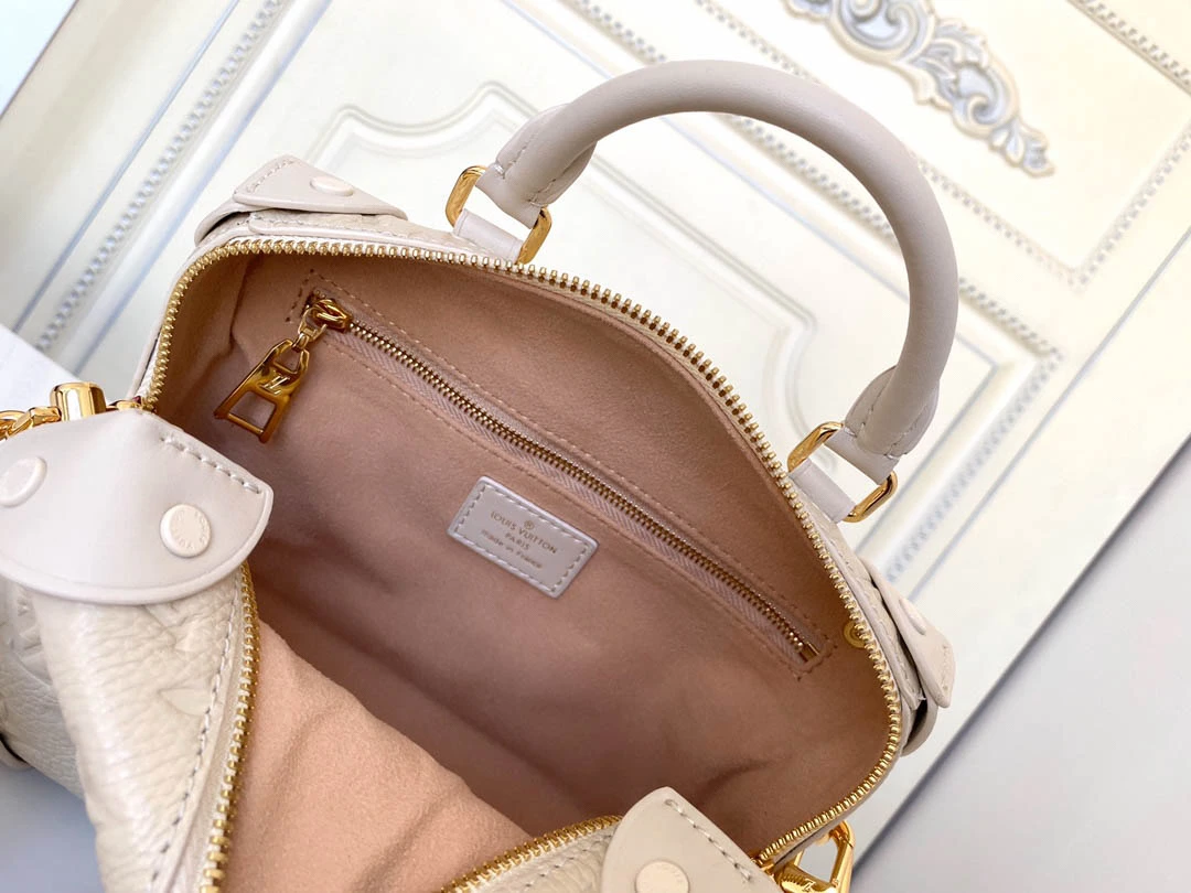 LV Model: M56319 M45392 Size: 20*14*8cm - Image 2